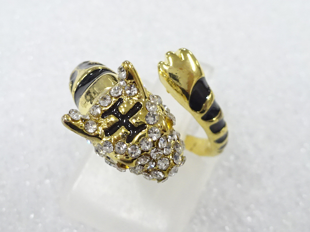 Japanese Kimono / Antique Accessories Metal